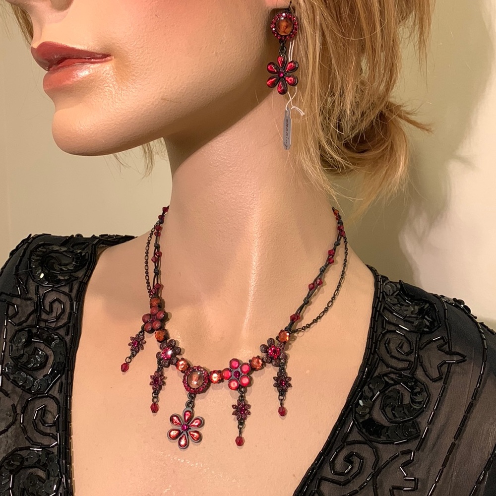Red/Black Necklace & Earrings